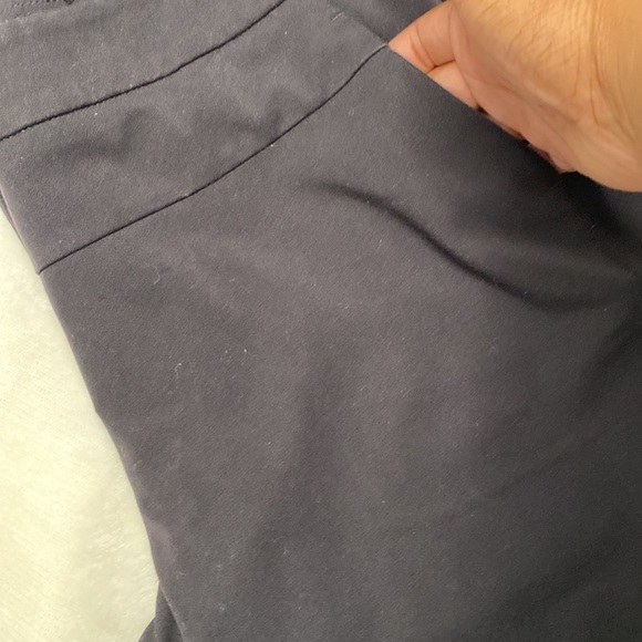 ELLE Women's Dress Pants Size 10 Black Pockets Zip Closure Like New - Picture 4 of 8